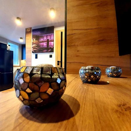 Apartament Przy Alei Kopernika Inowrocław Εξωτερικό φωτογραφία