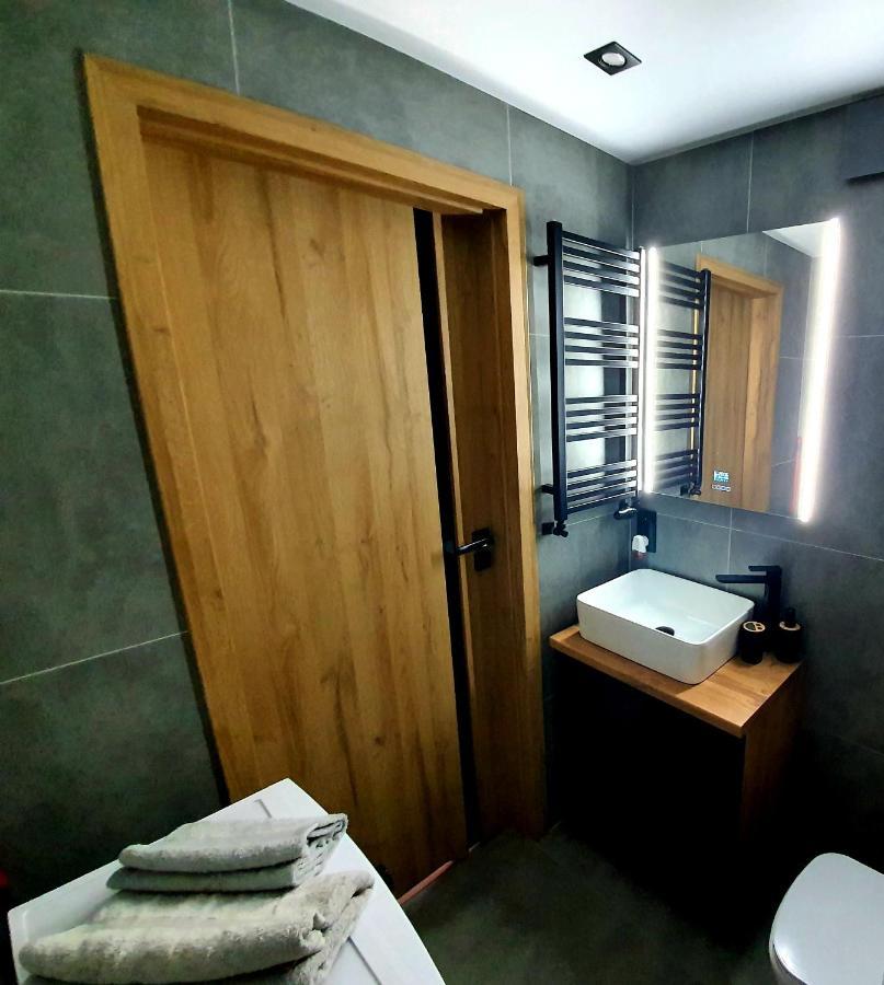 Apartament Przy Alei Kopernika Inowrocław Εξωτερικό φωτογραφία