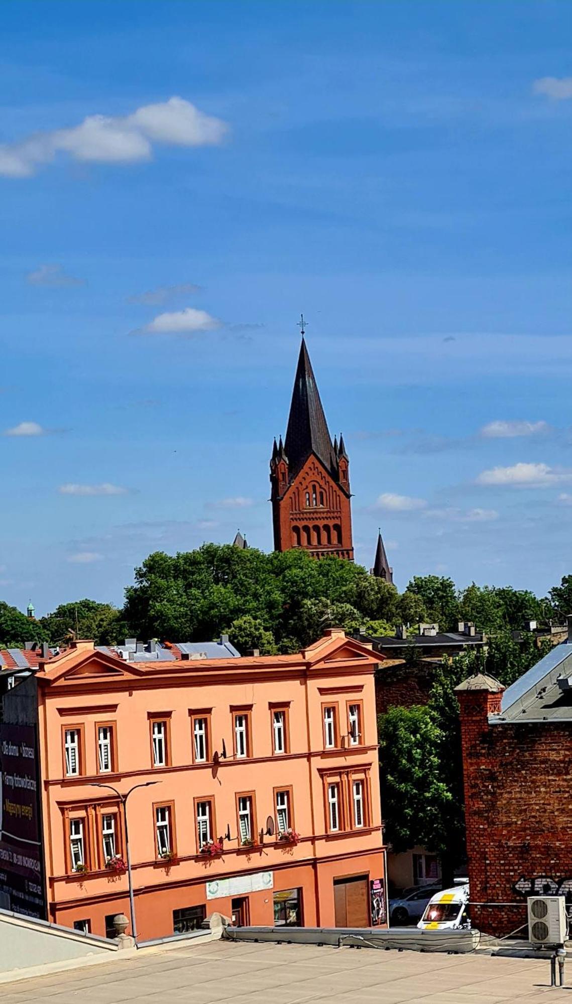 Apartament Przy Alei Kopernika Inowrocław Εξωτερικό φωτογραφία